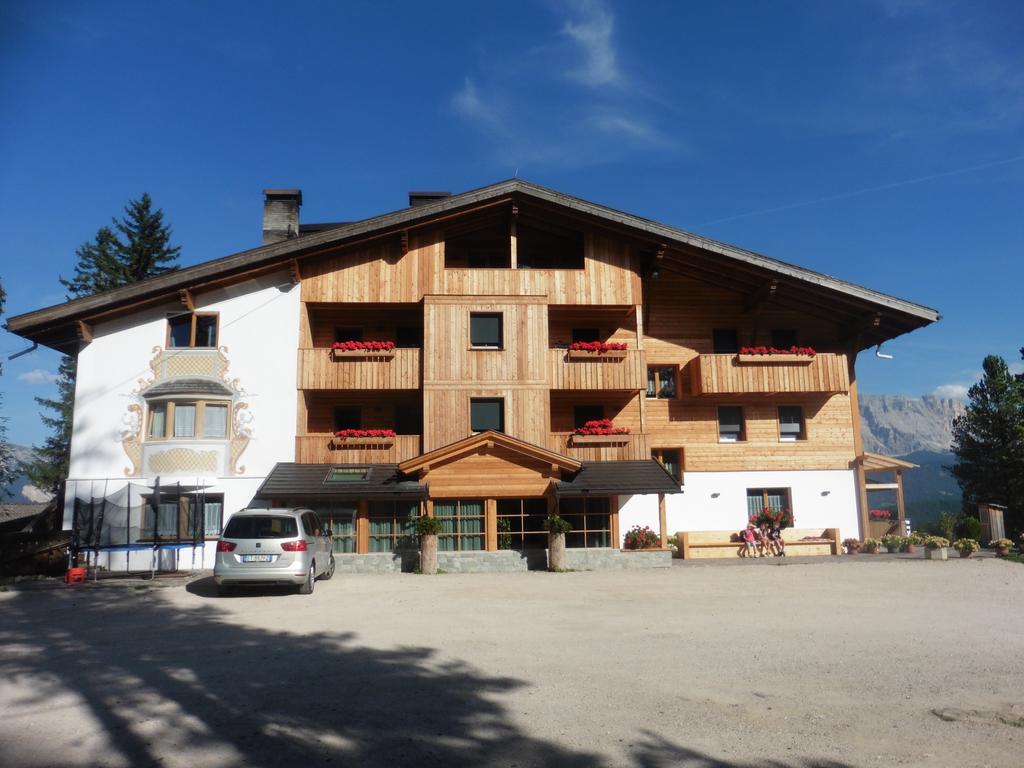 Chalet Frapes San Martino in Badia Esterno foto