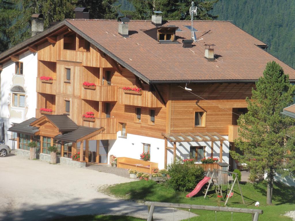 Chalet Frapes San Martino in Badia Esterno foto